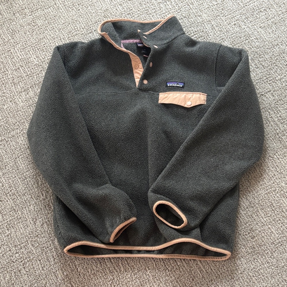 Patagonia Synchilla Fleece with Peach Trim